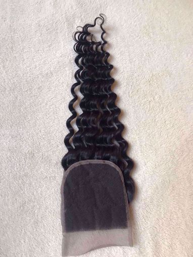 Picture of 4x4 closure deep wave